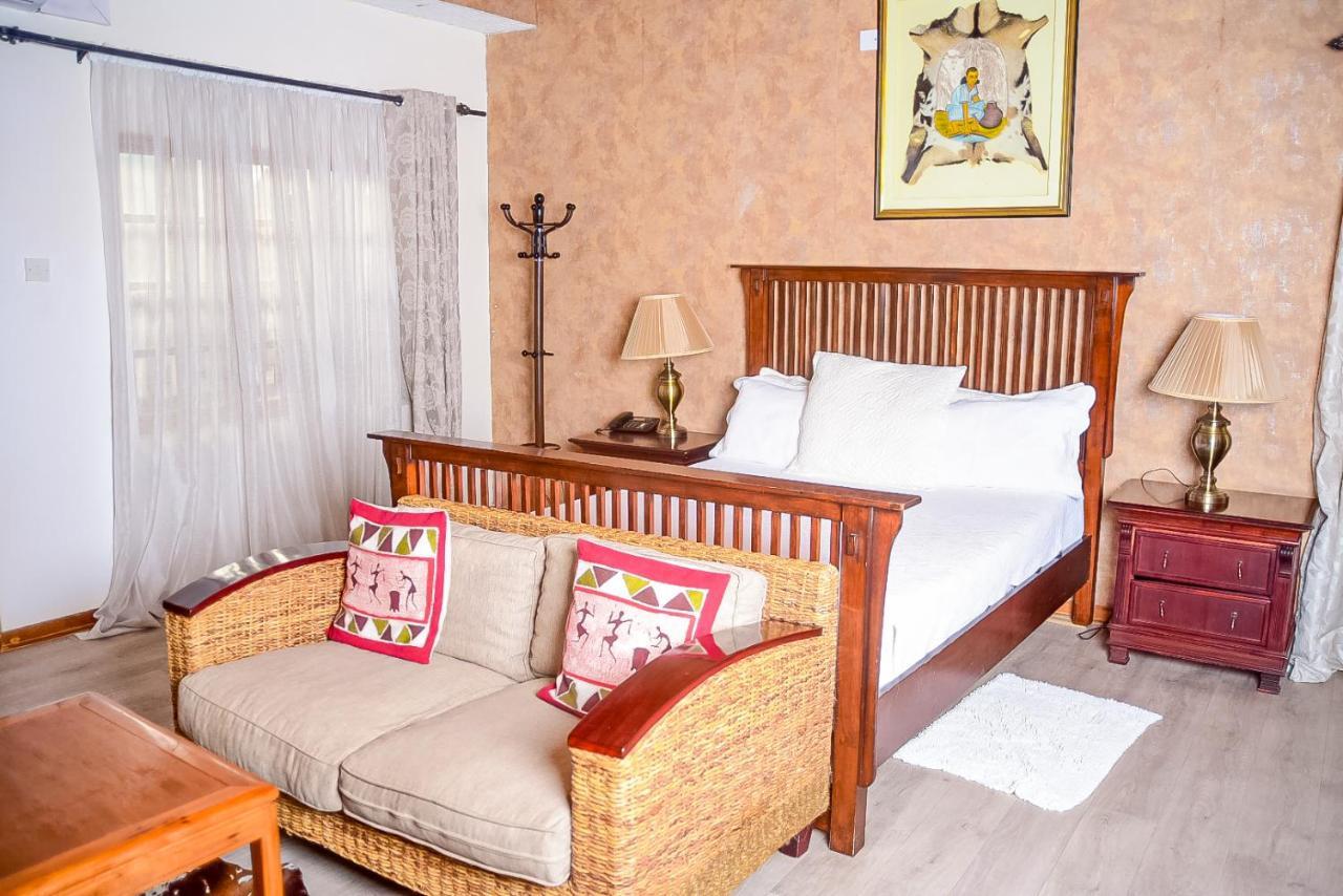 African Home Hotel Gaborone Buitenkant foto