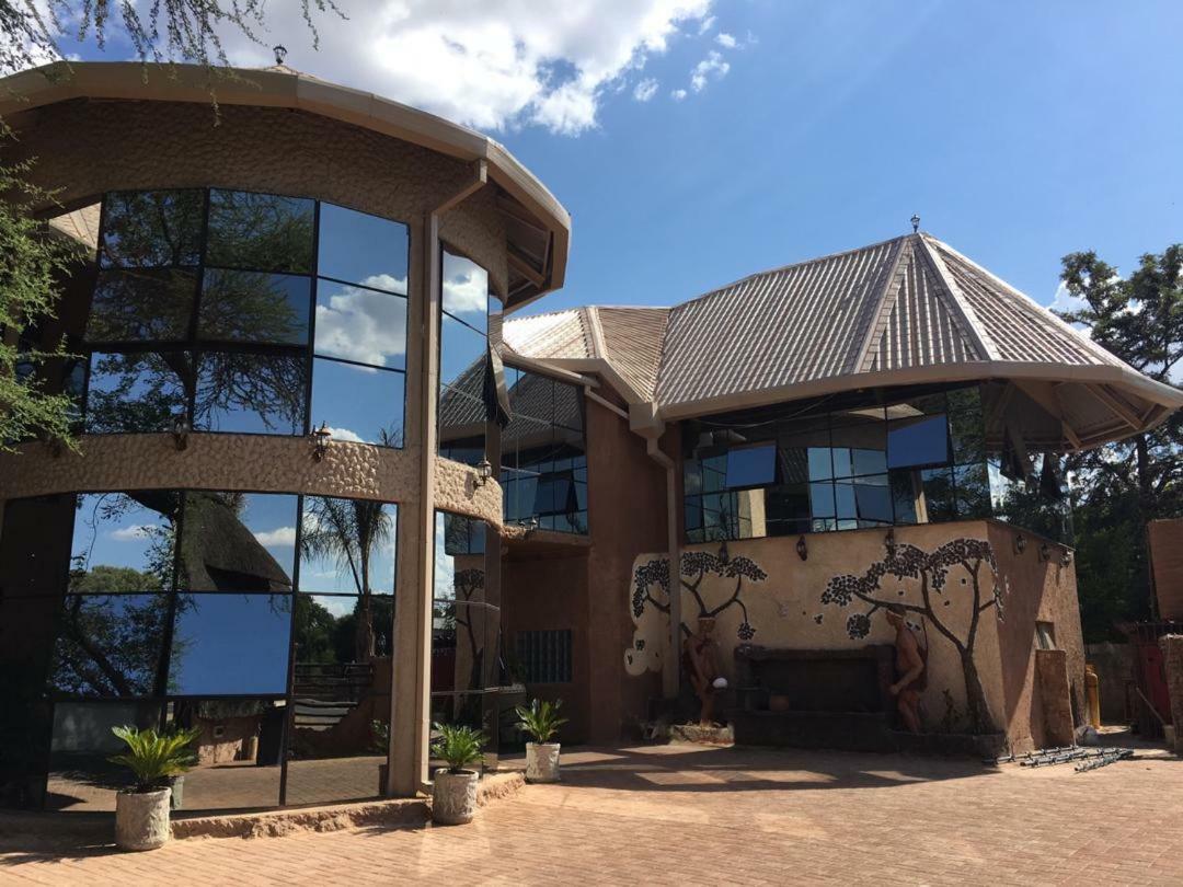 African Home Hotel Gaborone Buitenkant foto