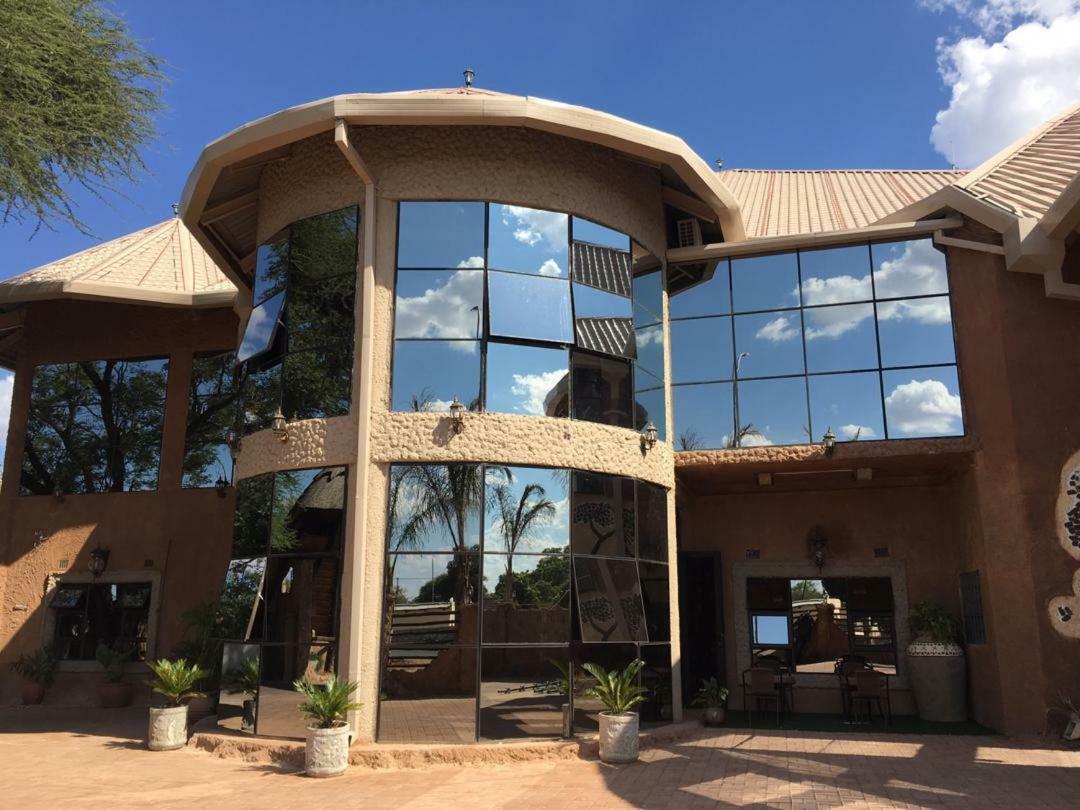 African Home Hotel Gaborone Buitenkant foto