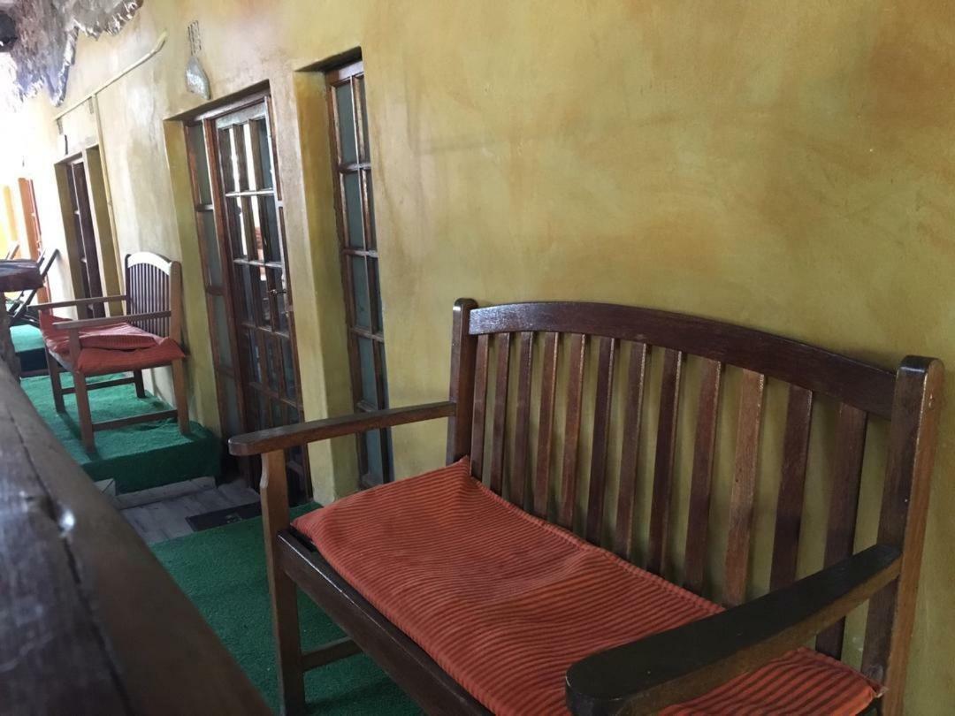 African Home Hotel Gaborone Buitenkant foto