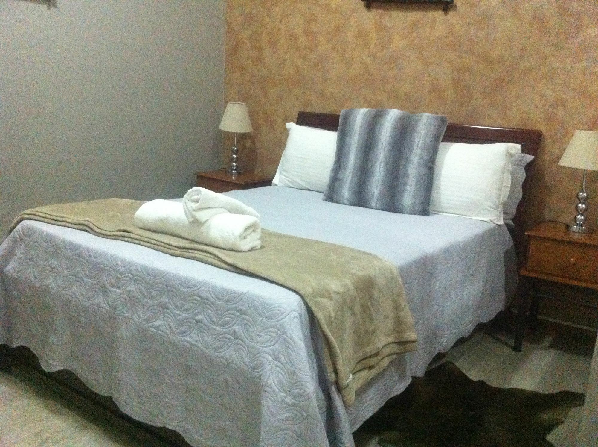 African Home Hotel Gaborone Buitenkant foto